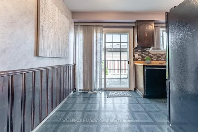 Additional image 27 of 769 Cabot Tr