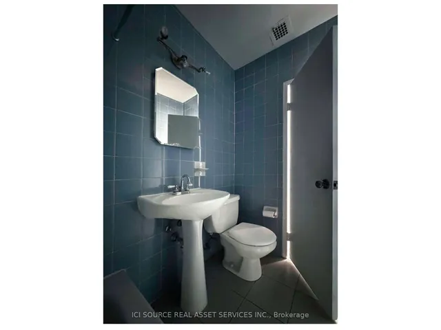 Additional image 5 of 2 Ridelle Ave Unit 201