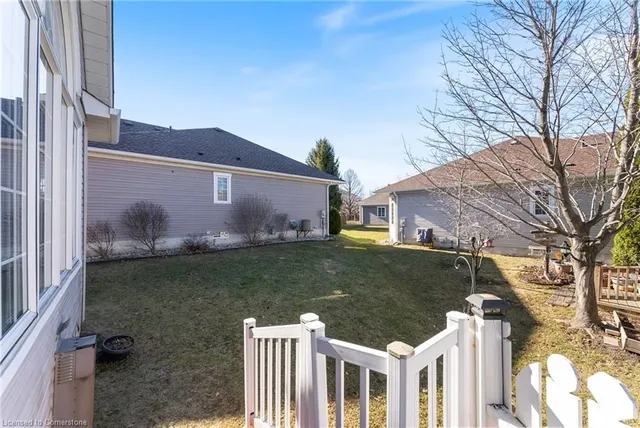 Additional image 34 of 54 Silverbirch Blvd