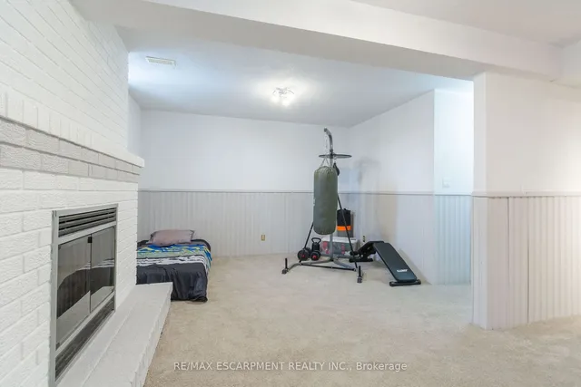 Additional image 30 of 117 Anna Capri Dr