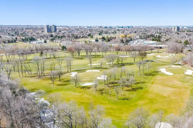 Additional image 49 of 37 Thicket Rd