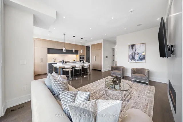 Additional image 15 of 97 Parkview Ave