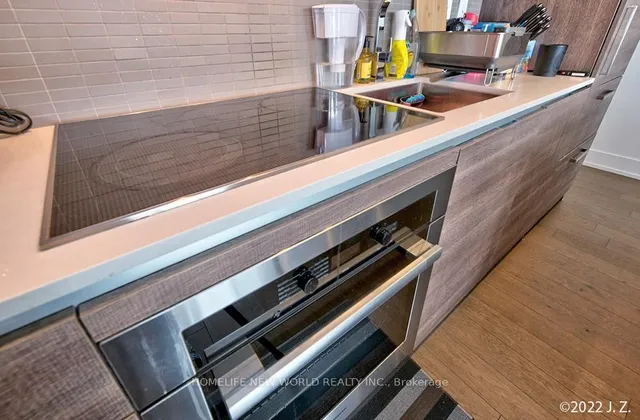 Additional image 9 of 200 Bloor St Unit 1601