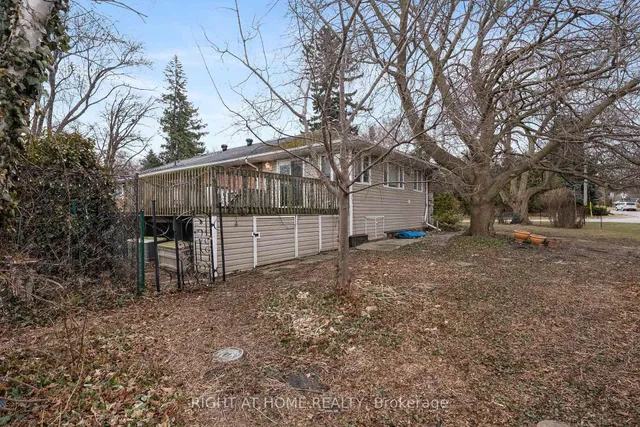 Additional image 30 of 36 Brinloor Blvd