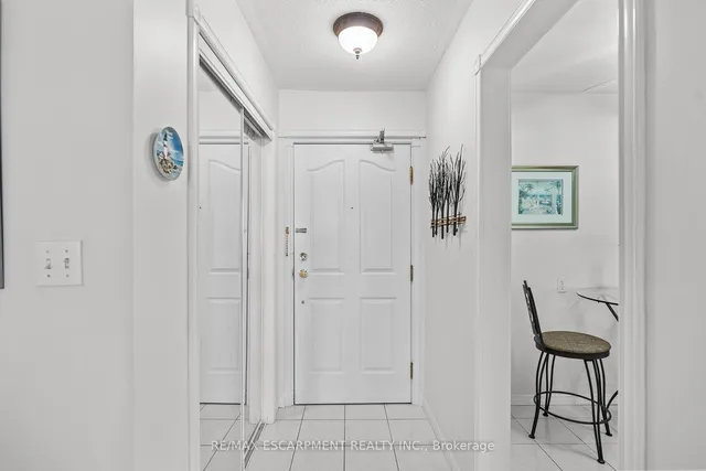 Additional image 3 of 3050 Pinemeadow Dr Unit 40