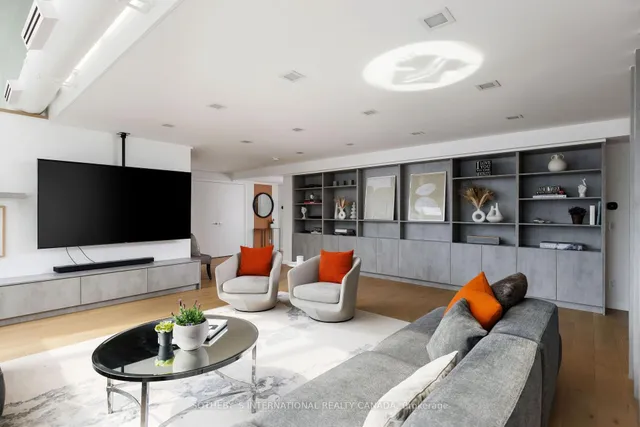 Additional image 3 of 82 Lombard St Unit PH 912