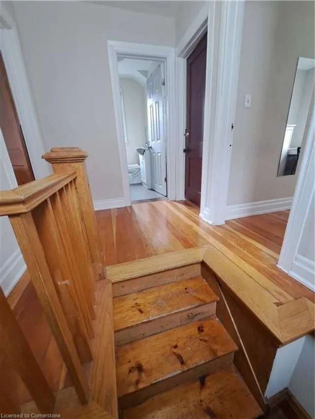 Additional image 19 of 70 Royal Ave