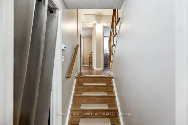 Additional image 22 of 4 Bromton Dr