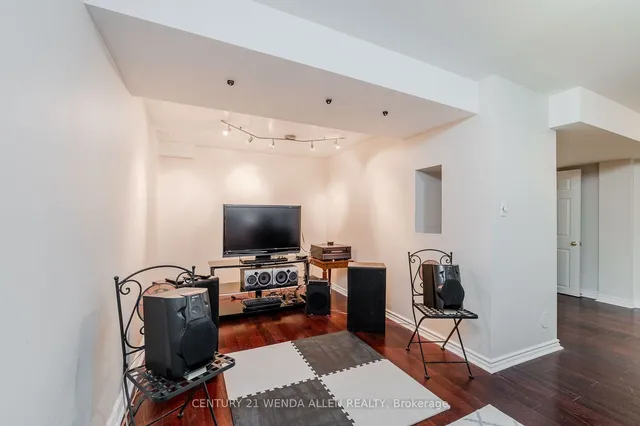 Additional image 24 of 113 Meadowlark Dr