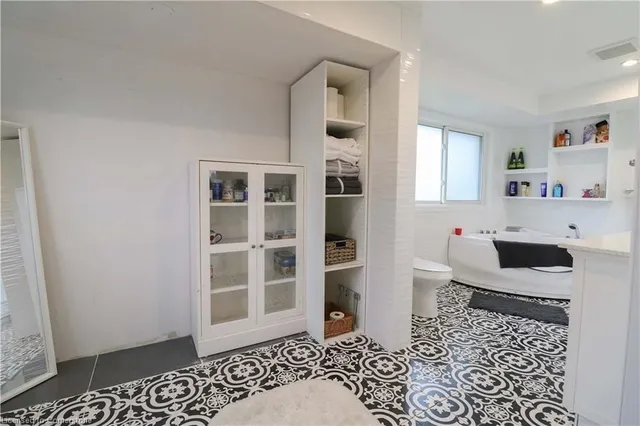 Additional image 29 of 298 Second Rd