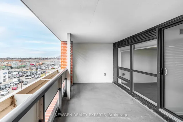 Additional image 34 of 3091 Dufferin St Unit 503