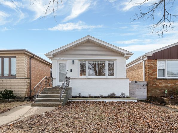 Primary image of 6937 W Berwyn Ave, Chicago, IL 60656