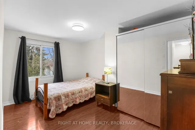 Additional image 21 of 400 Bloor St Unit 100