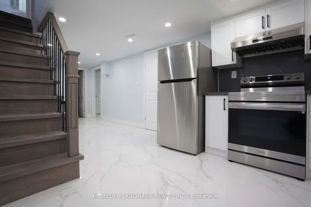 Additional image 17 of 52 Yellowstone St