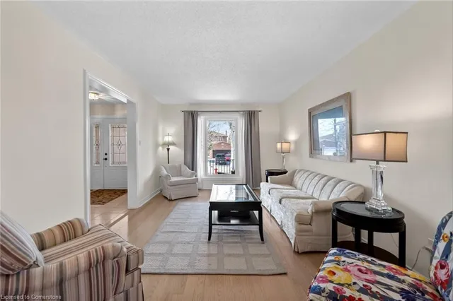 Additional image 10 of 1074 Bradbury Chase