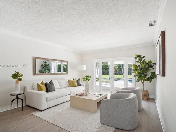 8920 SW 142nd St, Miami, FL 33176