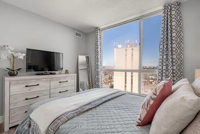 Additional image 21 of 3077 Weston Rd Unit 1702