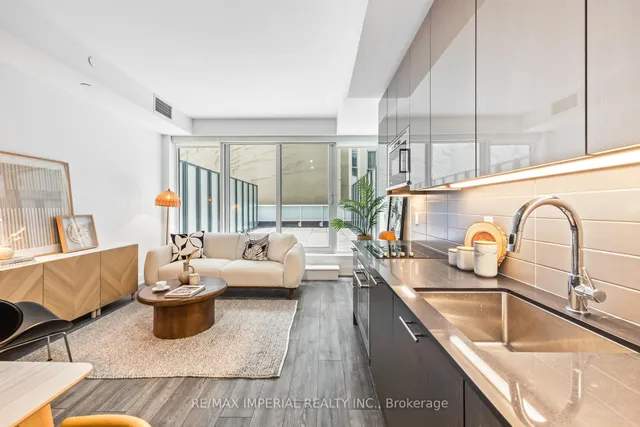 Additional image 3 of 403 Church St Unit 217