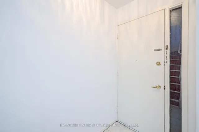 Additional image 3 of 275 Broadview Ave Unit 151