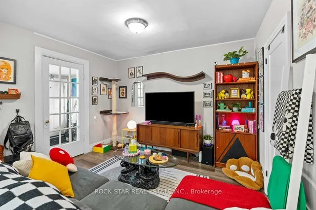 Additional image 29 of 20 Holton Ave