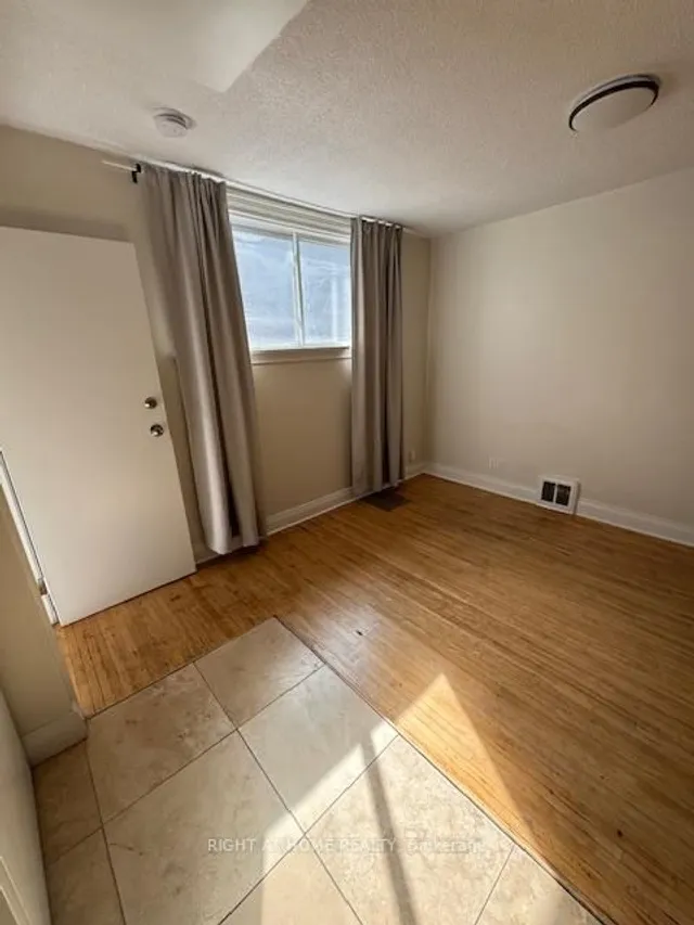 Additional image 8 of 227 Sheppard Ave