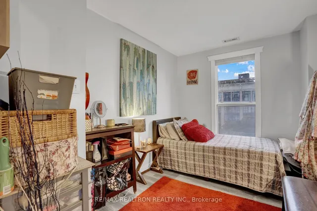 Additional image 17 of 135 James St Unit 612