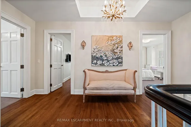 Additional image 40 of 5 Mayfair Pl