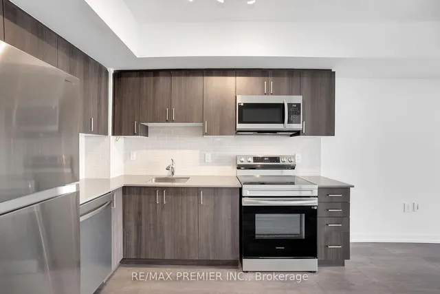 Additional image 3 of 556 Marlee Ave