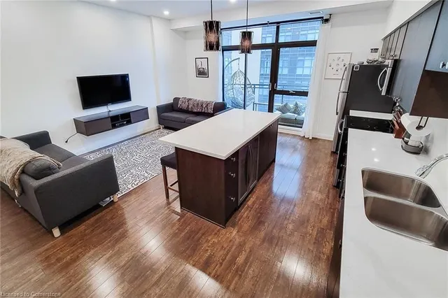 Additional image 9 of 112 King St Unit 809