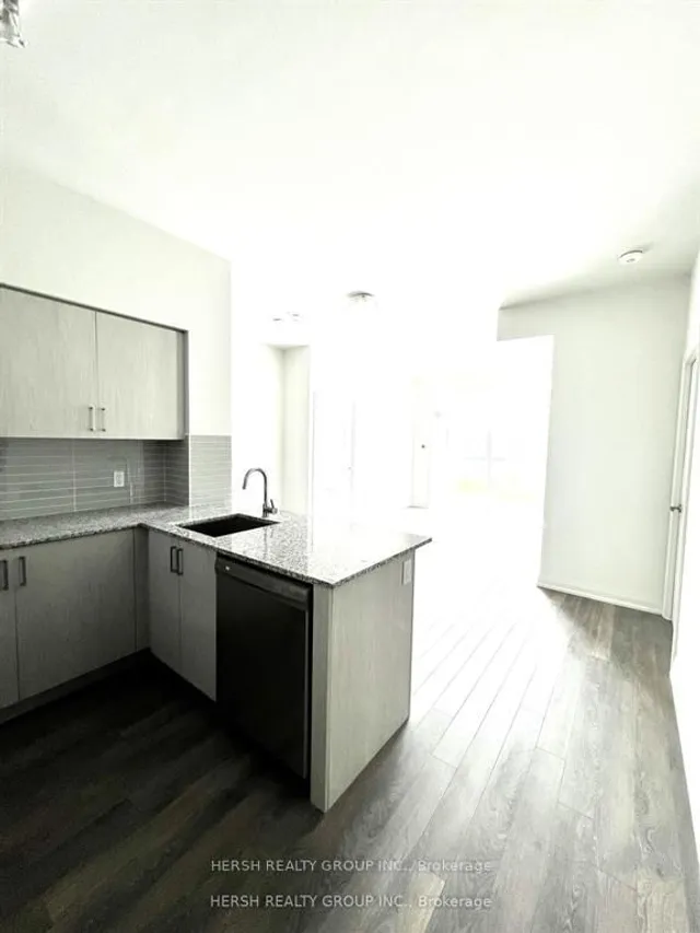 Additional image 2 of 10 Meadowglen Pl Unit 208