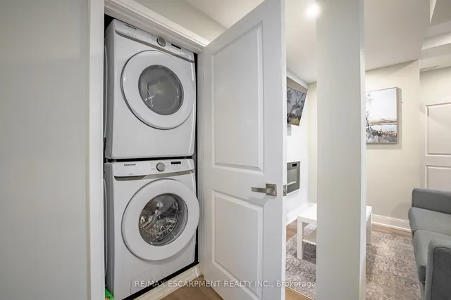 Additional image 34 of 4 Lockman Dr