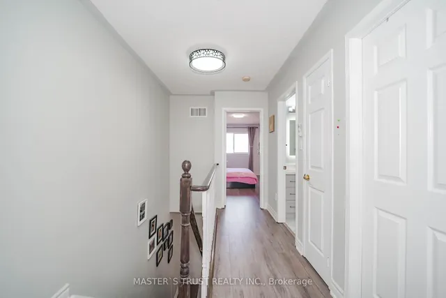 Additional image 18 of 40 Rochefort Dr