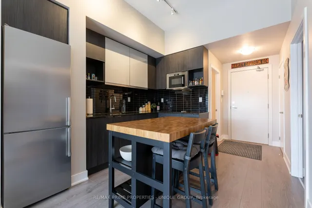 Additional image 6 of 99 The Donway W Rd Unit 405