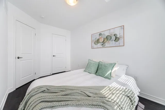 Additional image 29 of 12 Faye St