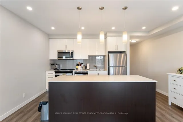 Additional image 17 of 15 Queen St Unit 2107