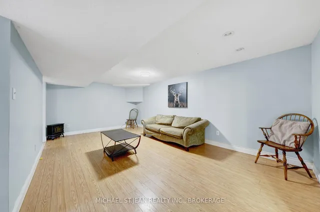 Additional image 28 of 245 Stadacona Ave