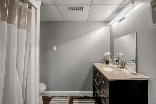 Additional image 35 of 62 Terrace Dr