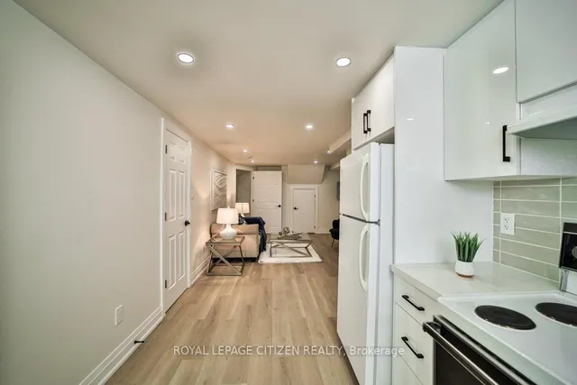 Additional image 29 of 34 Belleglade Crt