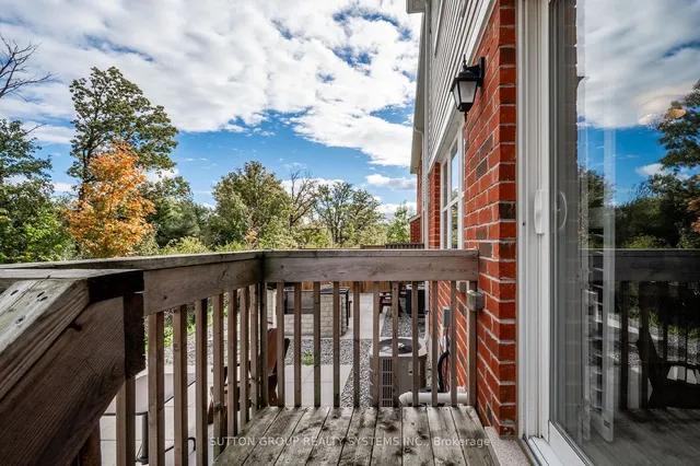 Additional image 5 of 230 Avonsyde Blvd Unit 37