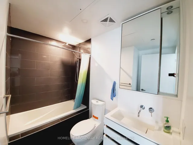 Additional image 20 of 197 Yonge St Unit 1714
