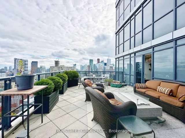 Additional image 39 of 25 Carlton St Unit 3101