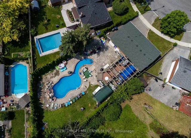Additional image 2 of 15 Benary Cres