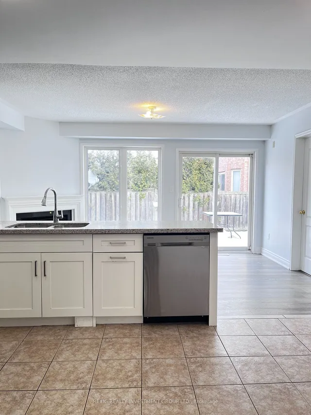 Additional image 10 of 2395 Curtis Rd