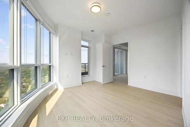 Additional image 12 of 585 Bloor St Unit 3723