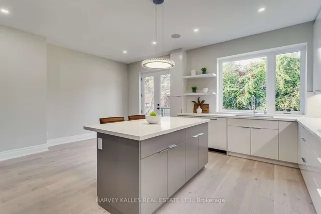 Additional image 16 of 150 Viewmount Ave