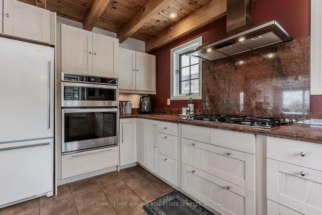 Additional image 24 of 172 Hillcrest Ave