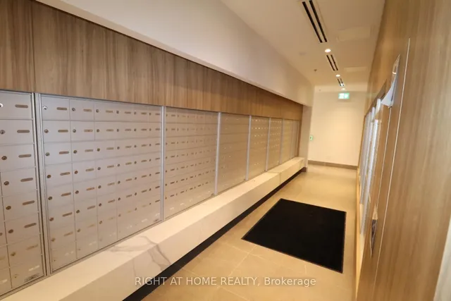 Additional image 31 of 3100 Keele St Unit 612