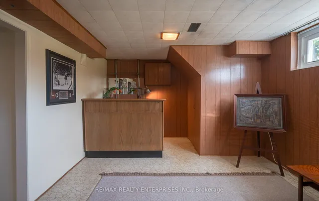 Additional image 23 of 54 Pinebrook Ave