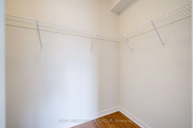 Additional image 24 of 27 Danielle Moore Circ