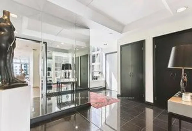 Additional image 12 of 211 Queens Quay Unit 1013